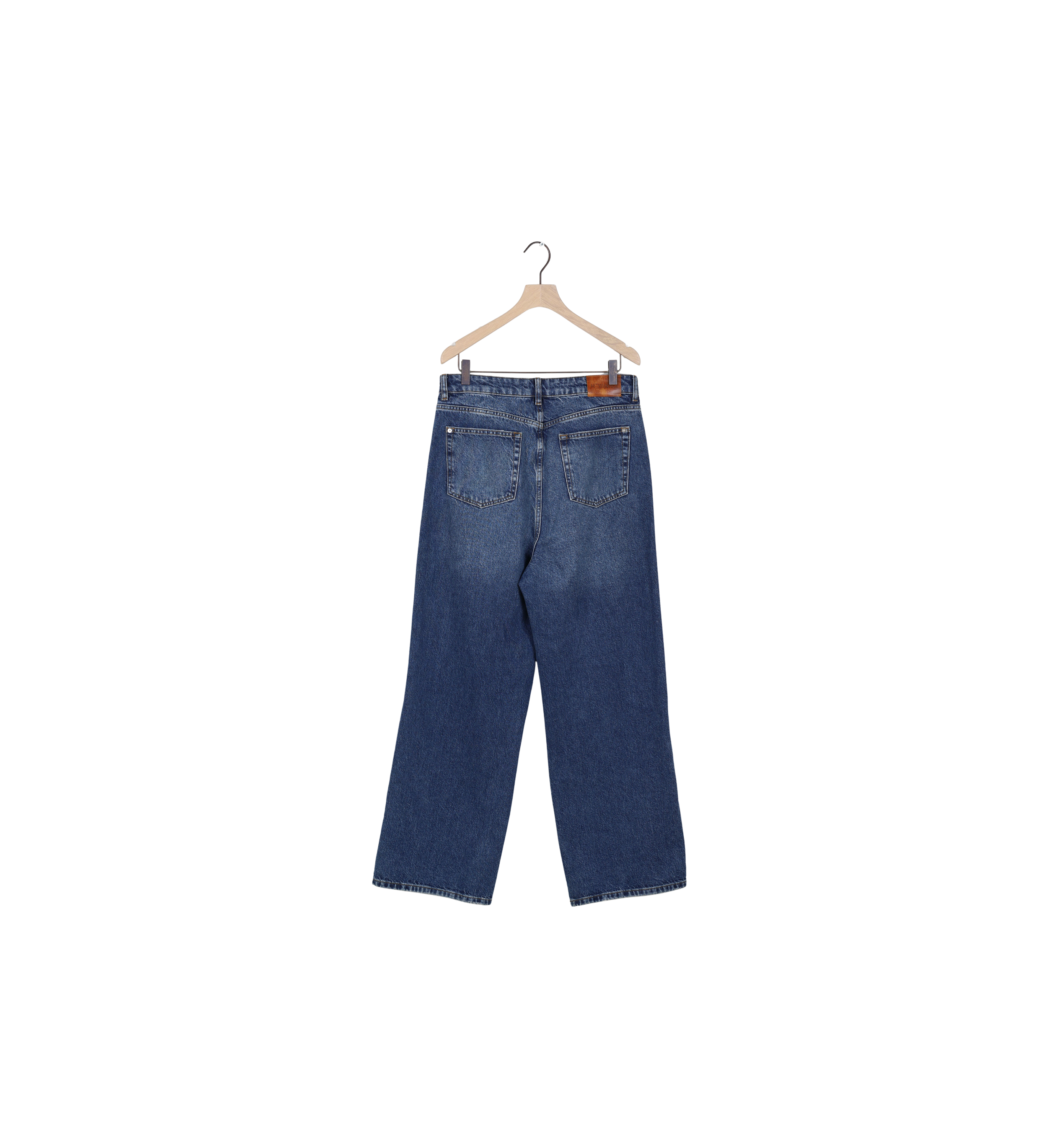 Packshot / Medium Washed Blue / ReLoved
